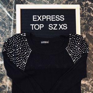 Adorable Express Rhinestone Top! 🖤